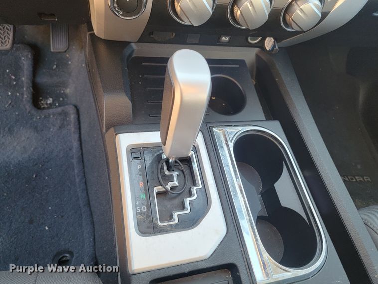 image for item LO9098 2014 Toyota Tundra  Double Cab pickup truck