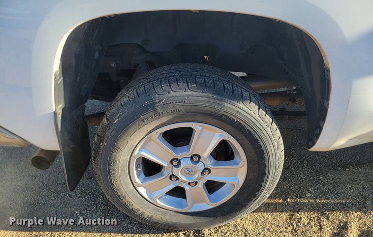 image for item LO9098 2014 Toyota Tundra  Double Cab pickup truck