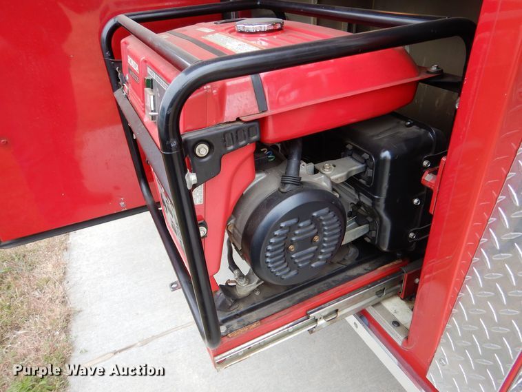 image for item LU9746 1994 International 4900  ladder fire truck