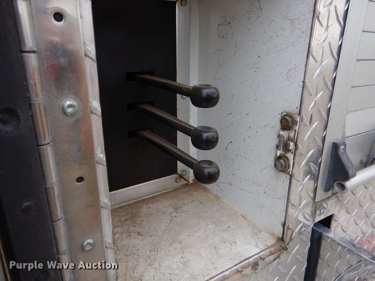 image for item LU9746 1994 International 4900  ladder fire truck