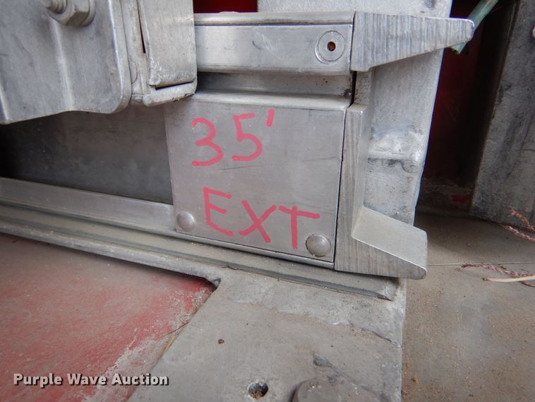 image for item LU9746 1994 International 4900  ladder fire truck