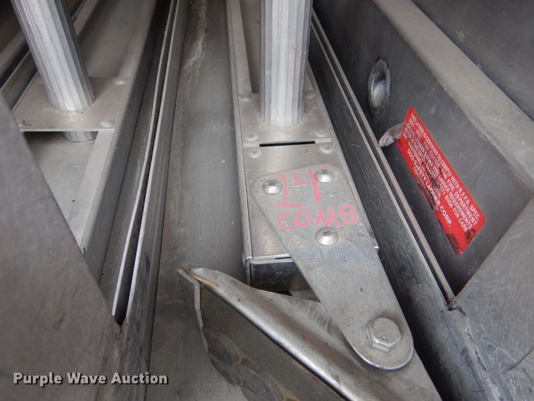 image for item LU9746 1994 International 4900  ladder fire truck