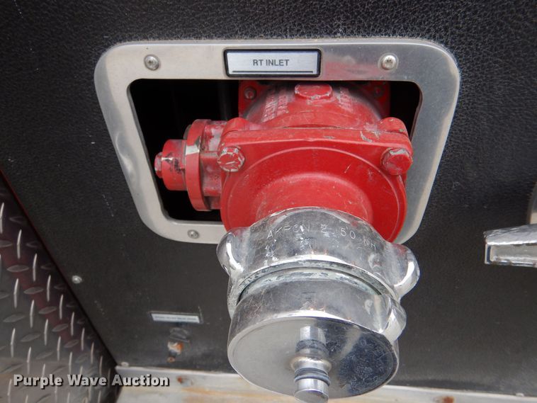 image for item LU9746 1994 International 4900  ladder fire truck