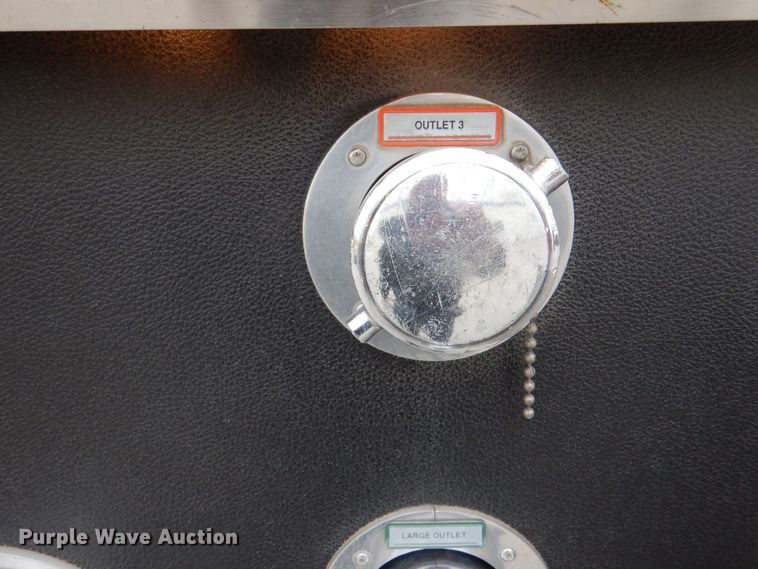 image for item LU9746 1994 International 4900  ladder fire truck