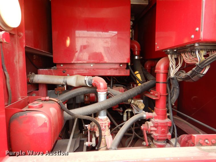 image for item LU9746 1994 International 4900  ladder fire truck
