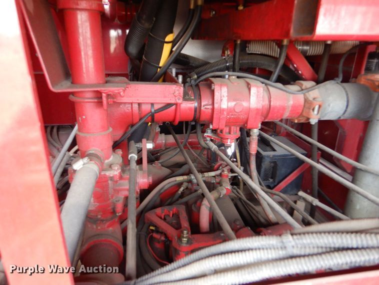 image for item LU9746 1994 International 4900  ladder fire truck