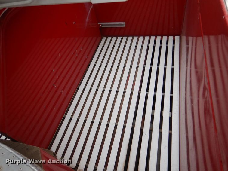 image for item LU9746 1994 International 4900  ladder fire truck