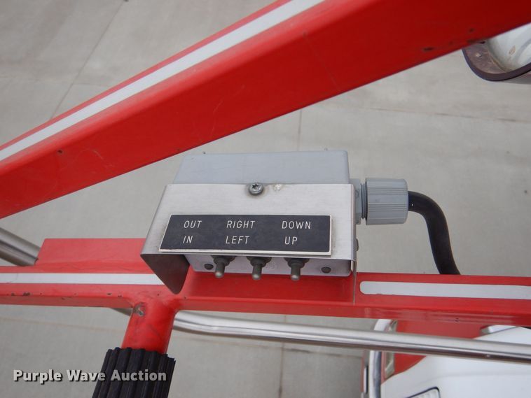 image for item LU9746 1994 International 4900  ladder fire truck