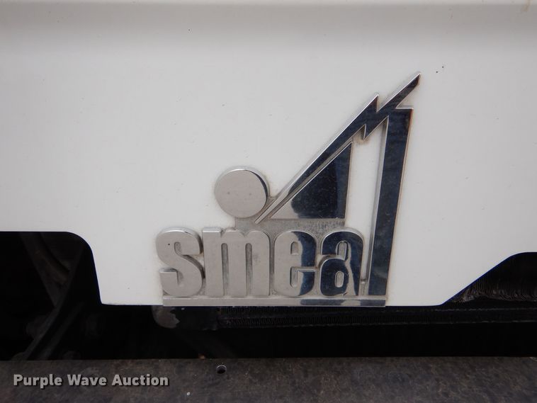 image for item LU9746 1994 International 4900  ladder fire truck