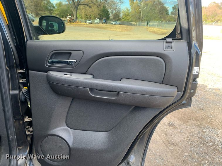 image for item MH9853 2010 Chevrolet Tahoe SUV