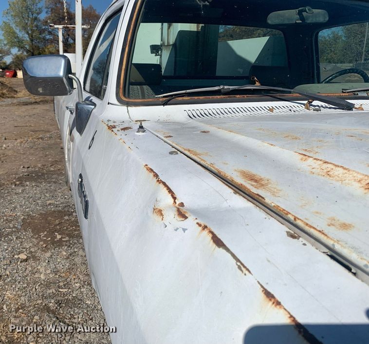 image for item MH9858 1990 Dodge D350 bucket truck