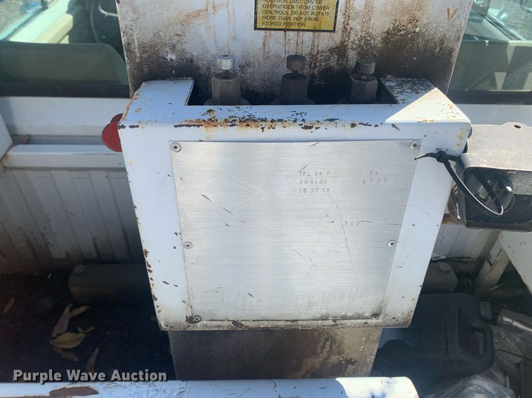 image for item MH9858 1990 Dodge D350 bucket truck