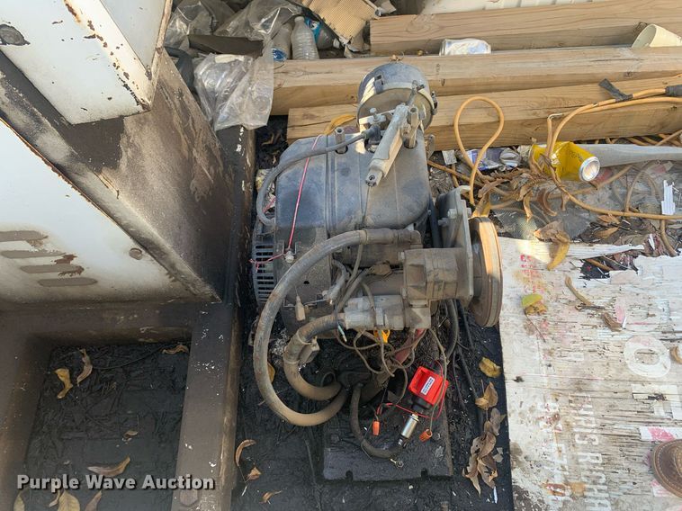 image for item MH9858 1990 Dodge D350 bucket truck