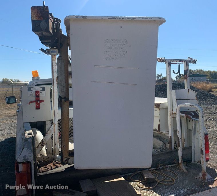 image for item MH9858 1990 Dodge D350 bucket truck