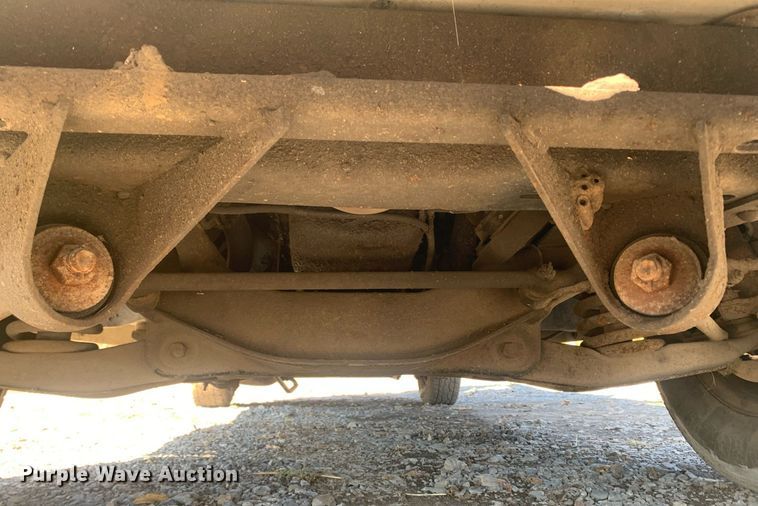 image for item MH9858 1990 Dodge D350 bucket truck