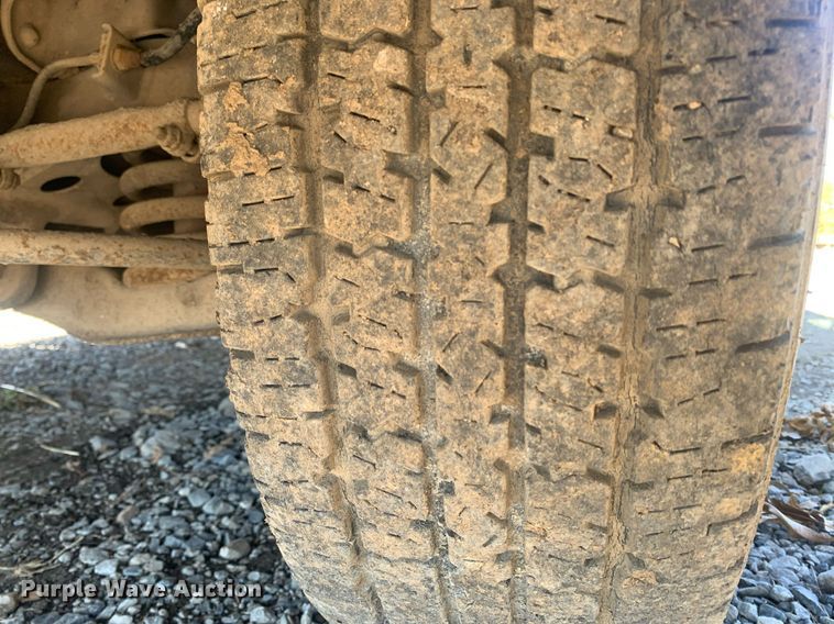 image for item MH9858 1990 Dodge D350 bucket truck