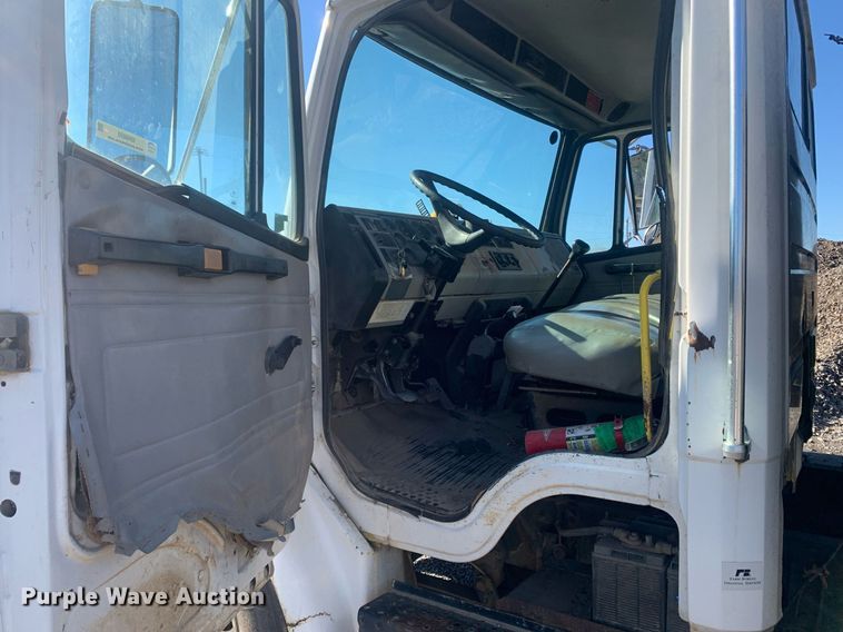 image for item MH9859 1999 Freightliner FL60 dump flatbed truck