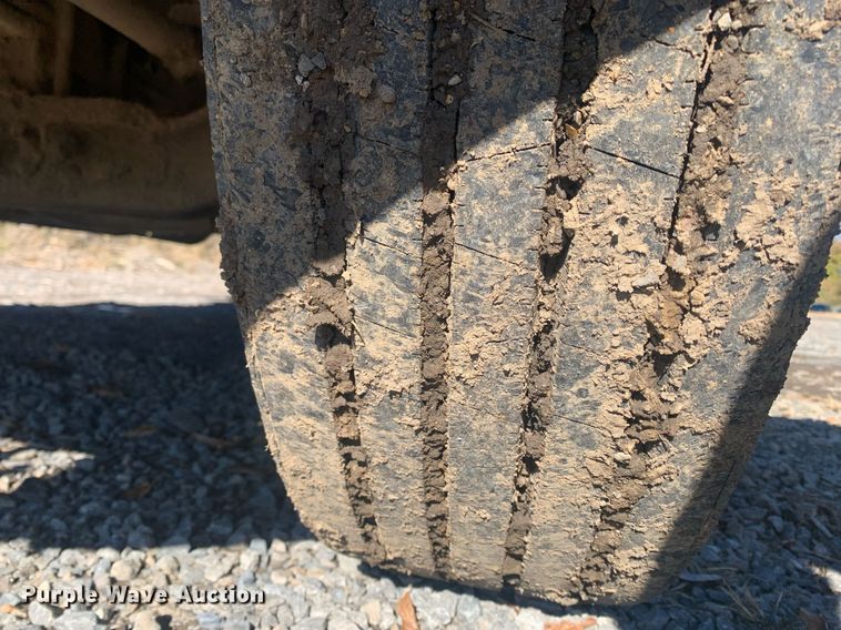 image for item MH9859 1999 Freightliner FL60 dump flatbed truck