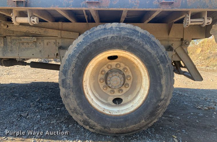 image for item MH9859 1999 Freightliner FL60 dump flatbed truck