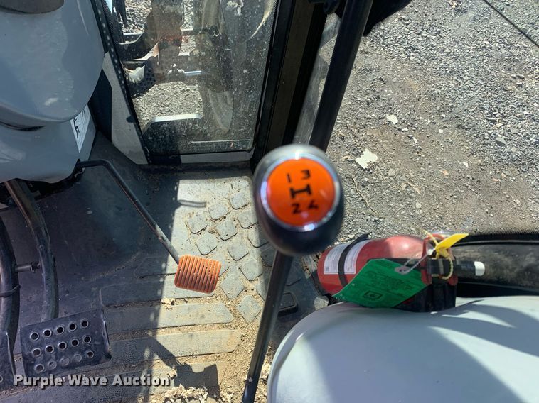 image for item MH9860 2011 New Holland TD5050 MFWD tractor