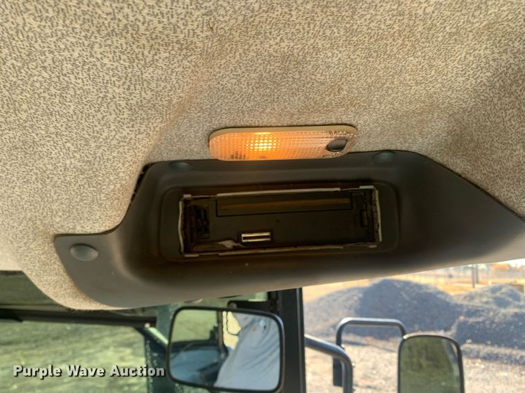 image for item MH9860 2011 New Holland TD5050 MFWD tractor