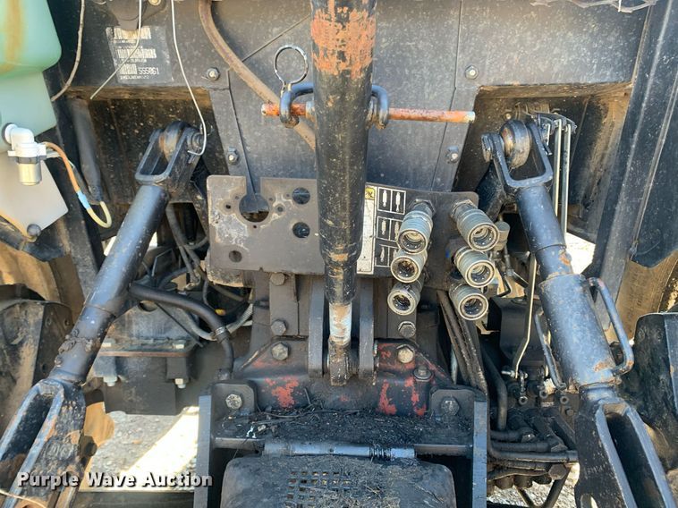 image for item MH9860 2011 New Holland TD5050 MFWD tractor