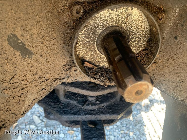 image for item MH9860 2011 New Holland TD5050 MFWD tractor