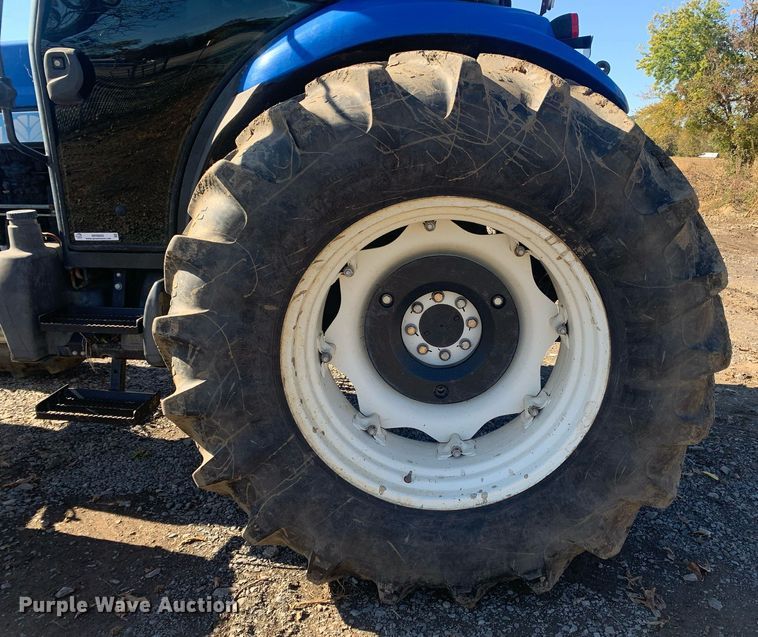 image for item MH9860 2011 New Holland TD5050 MFWD tractor