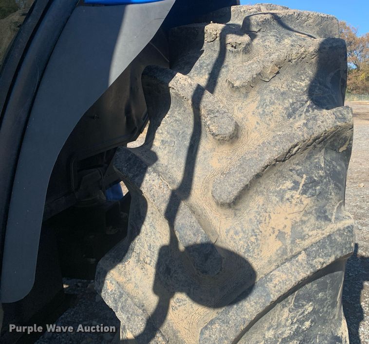 image for item MH9860 2011 New Holland TD5050 MFWD tractor