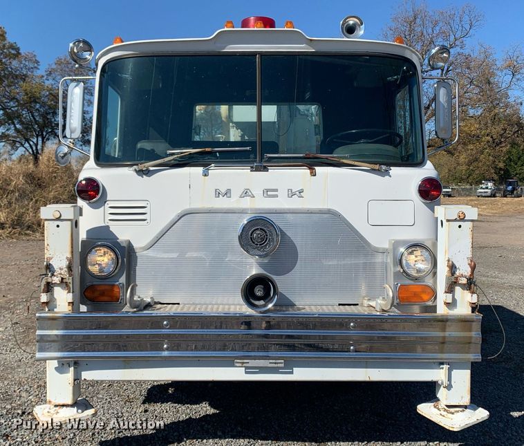 image for item MH9862 1979 Mack 75 ladder fire truck