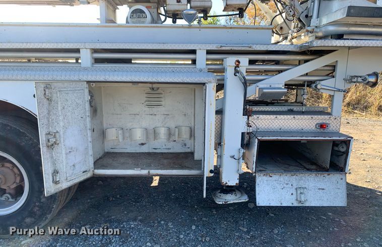 image for item MH9862 1979 Mack 75 ladder fire truck