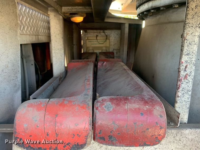 image for item MH9862 1979 Mack 75 ladder fire truck