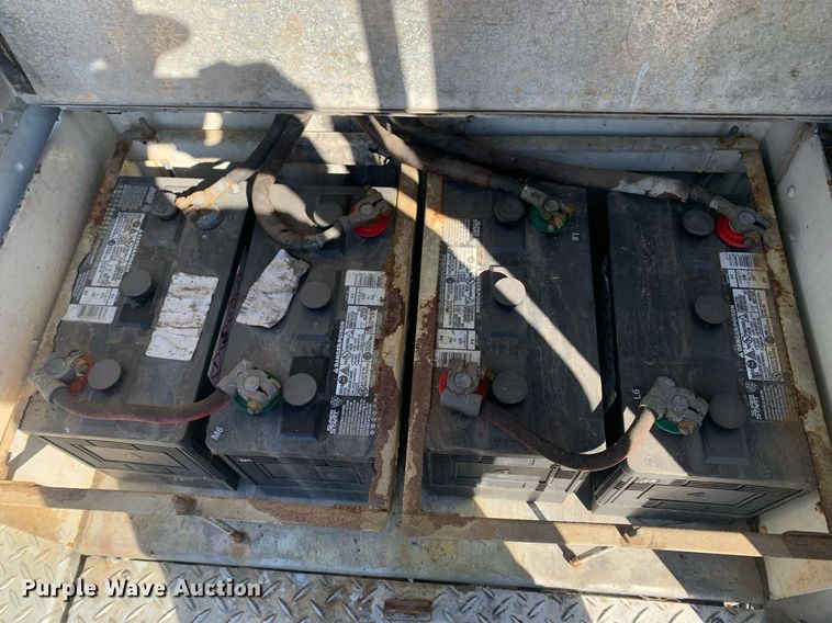 image for item MH9862 1979 Mack 75 ladder fire truck