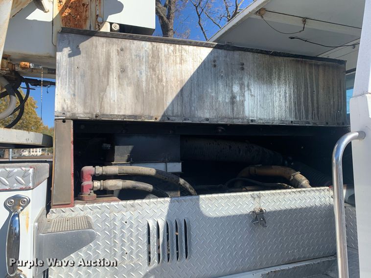 image for item MH9862 1979 Mack 75 ladder fire truck