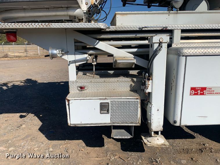 image for item MH9862 1979 Mack 75 ladder fire truck