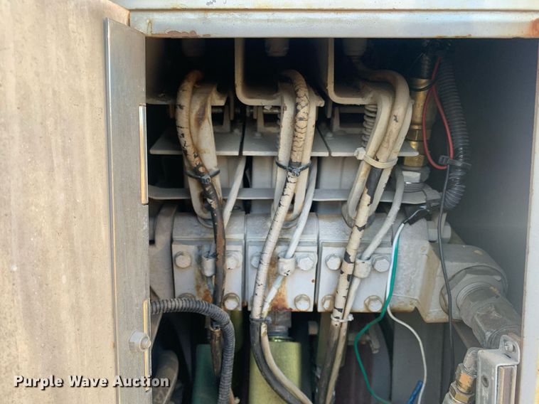 image for item MH9862 1979 Mack 75 ladder fire truck