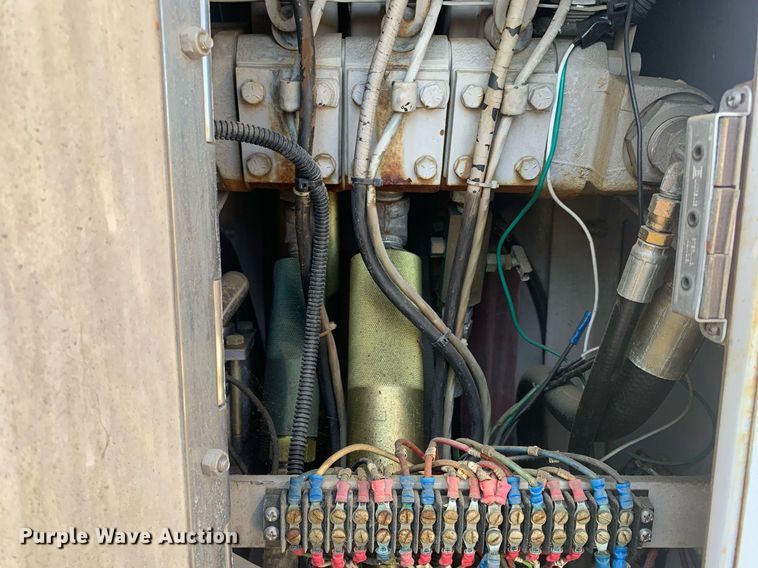 image for item MH9862 1979 Mack 75 ladder fire truck