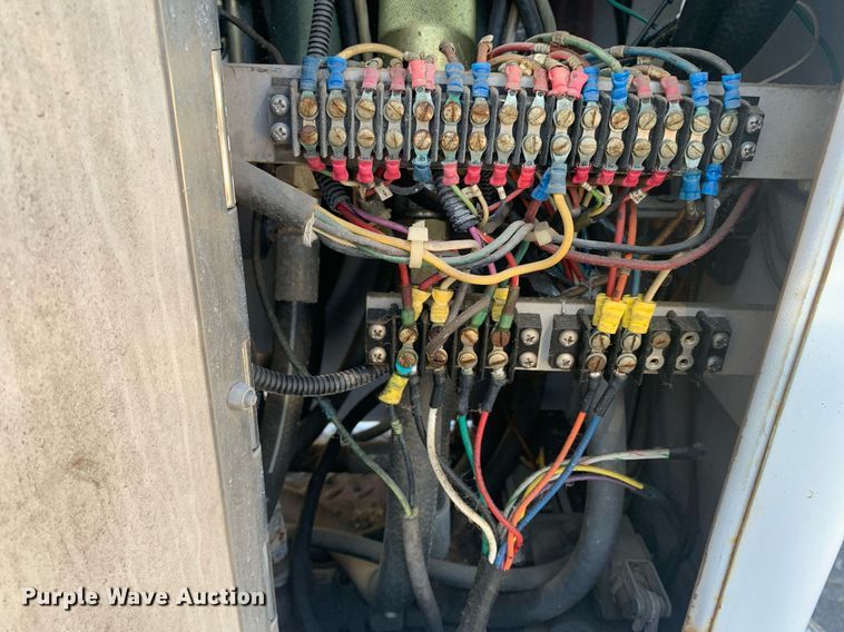 image for item MH9862 1979 Mack 75 ladder fire truck