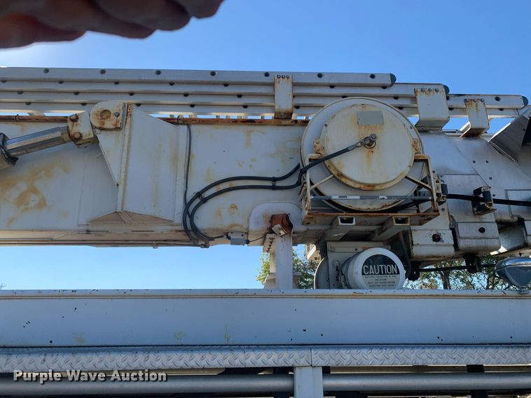 image for item MH9862 1979 Mack 75 ladder fire truck