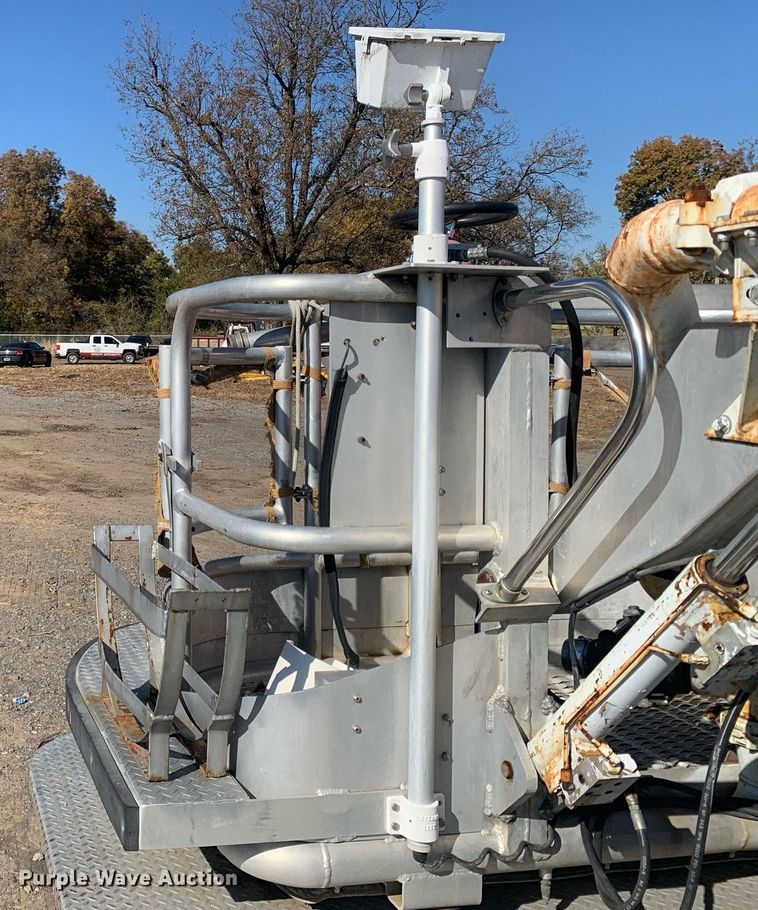 image for item MH9862 1979 Mack 75 ladder fire truck