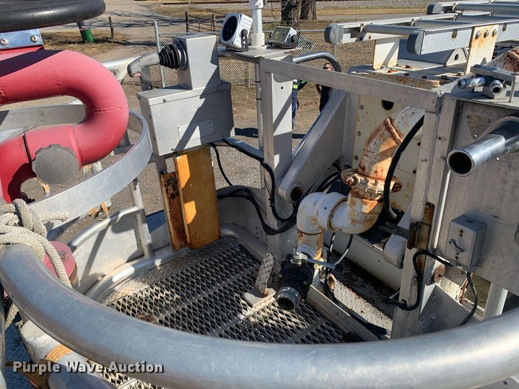 image for item MH9862 1979 Mack 75 ladder fire truck