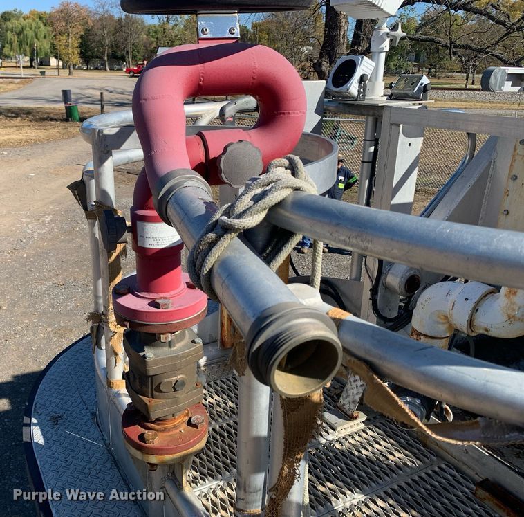 image for item MH9862 1979 Mack 75 ladder fire truck