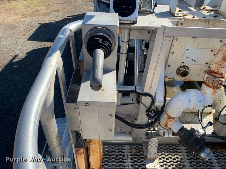 image for item MH9862 1979 Mack 75 ladder fire truck