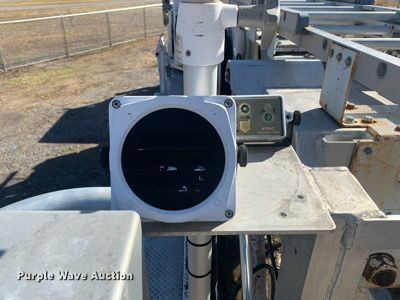 image for item MH9862 1979 Mack 75 ladder fire truck