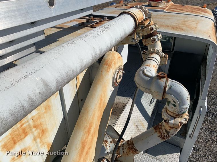 image for item MH9862 1979 Mack 75 ladder fire truck