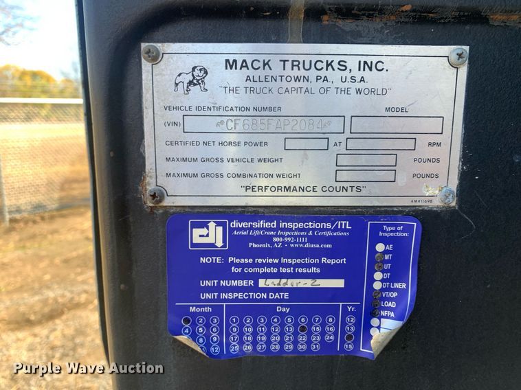 image for item MH9862 1979 Mack 75 ladder fire truck