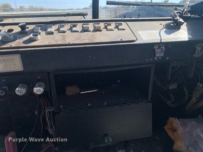 image for item MH9862 1979 Mack 75 ladder fire truck