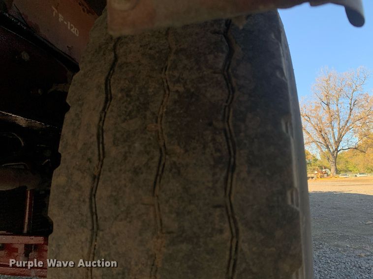 image for item MH9862 1979 Mack 75 ladder fire truck