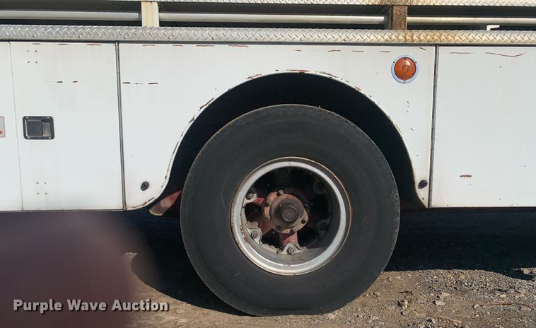 image for item MH9862 1979 Mack 75 ladder fire truck