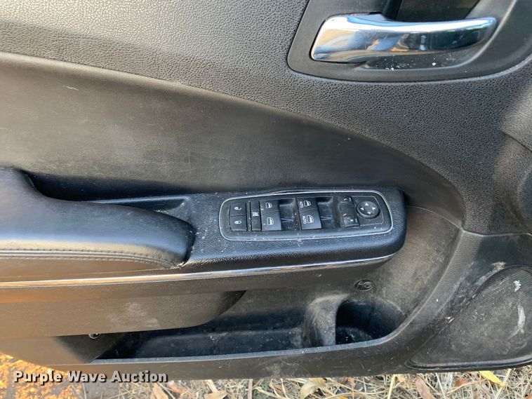 image for item MH9864 2013 Dodge Charger Police